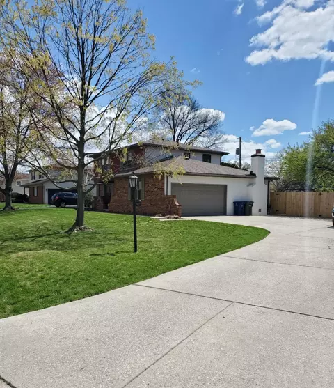 2627 Halleck Dr, Columbus, OH 43209