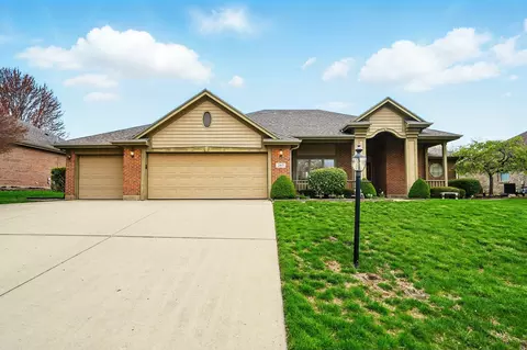 267 Shadowood Dr, Vandalia, OH 45377