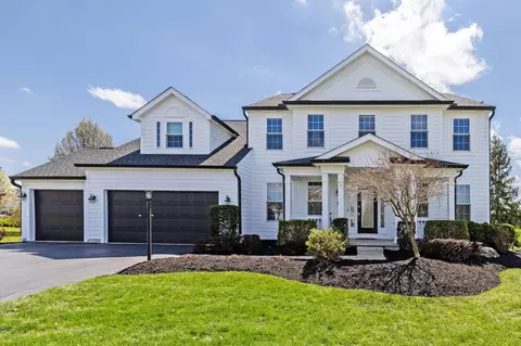 6370 Falling Meadows Dr, Galena, OH 43021