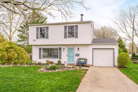 162 Burns Dr, Westerville, OH 43081