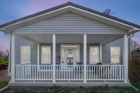 215 N Main St, Woodstock, OH 43084