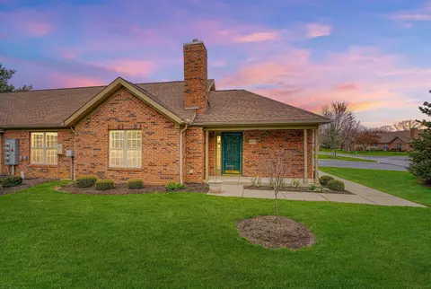 3028 Laurel Wind Blvd, Lewis Center, OH 43035