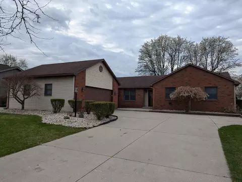 1707 Oxford Dr, Marion, OH 43302