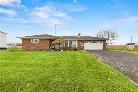 315 Charles St, Belle Center, OH 43310