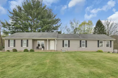 5880 Clearport Rd SW, Lancaster, OH 43130