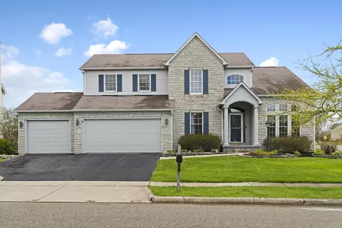 1916 Fawn Meadow Dr, Marysville, OH 43040
