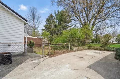 516 Forest St, Marion, OH 43302 photo 32