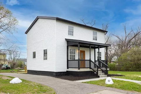 3526 3rd Ave, Grove City, OH 43123