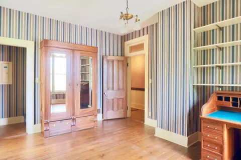 Bedroom - 115 E Wheeling St, Lancaster, OH 43130 photo 7 of 7