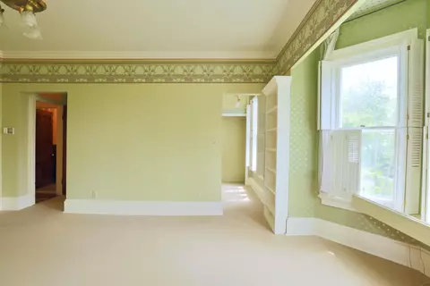Bedroom - 115 E Wheeling St, Lancaster, OH 43130 photo 2 of 7