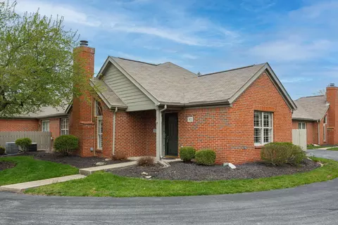 3870 Sandstone Cir, Powell, OH 43065