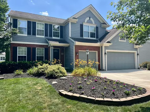 3781 Pine Bank Dr, Powell, OH 43065