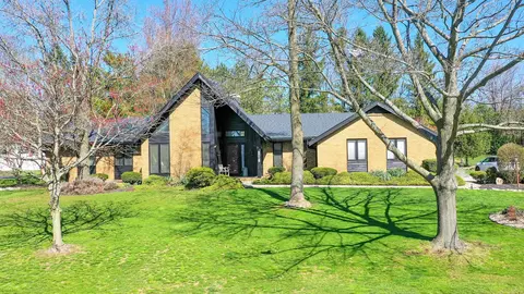 1321 Dakota Rd, Bellefontaine, OH 43311