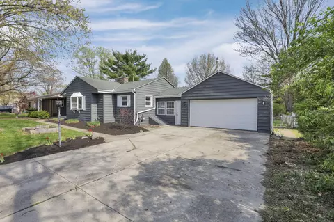 2340 Charlemagne St, Grove City, OH 43123