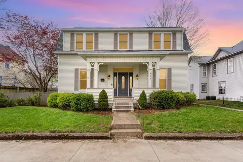 425 E Main St, Circleville, OH 43113 photo 3