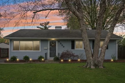 4559 Circle Dr, Hilliard, OH 43026