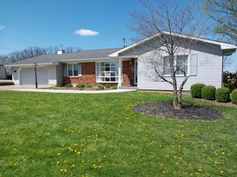 13595 Hillcrest Dr, Greenfield, OH 45123