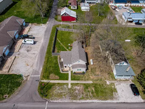 20 E Walnut St, Marengo, OH 43334 photo 4