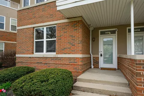 1406 Lower Green Cir, Columbus, OH 43212