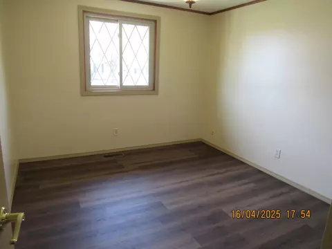 Bedroom - 416 Cedar Heights Rd, Circleville, OH 43113 photo 2 of 2