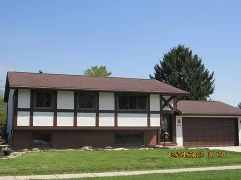 Exterior - 416 Cedar Heights Rd, Circleville, OH 43113 photo 2 of 7