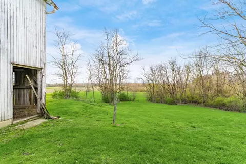 Exterior - 3526 Blacks Rd, Hebron, OH 43025 photo 17 of 23