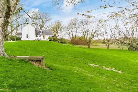 Exterior - 3526 Blacks Rd, Hebron, OH 43025 photo 11 of 23