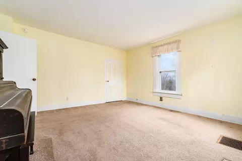 Bedroom - 3526 Blacks Rd, Hebron, OH 43025 photo 1 of 10