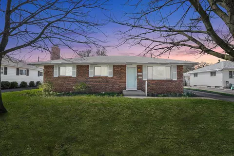 1453 Matthias Dr, Columbus, OH 43224