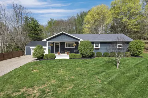 1859 River Rd, Granville, OH 43023