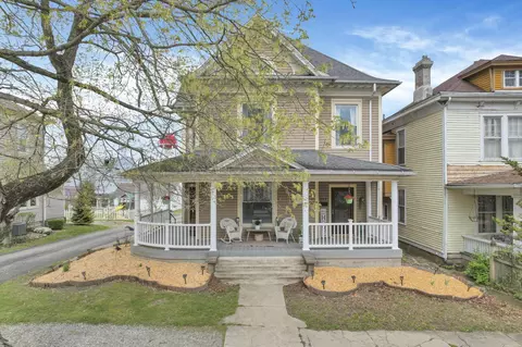 328 Pearl St, Jackson, OH 45640 photo 1