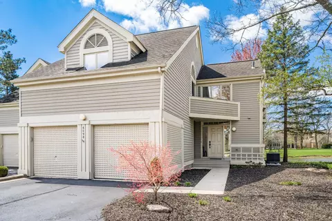 6098 Glenbarr Pl, Dublin, OH 43017