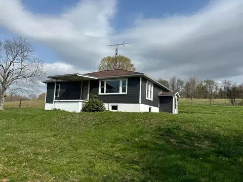 4174 Mainesville Rd E, Junction City, OH 43748