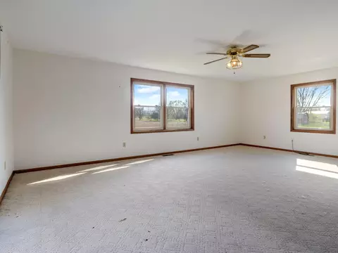 435 W County Line Rd, Springfield, OH 45502 photo 7