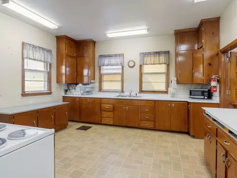 435 W County Line Rd, Springfield, OH 45502 photo 28