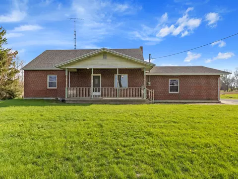 435 W County Line Rd, Springfield, OH 45502