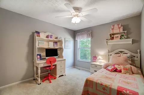 Bedroom - 7457 Maynooth Dr, Dublin, OH 43017 photo 8 of 11