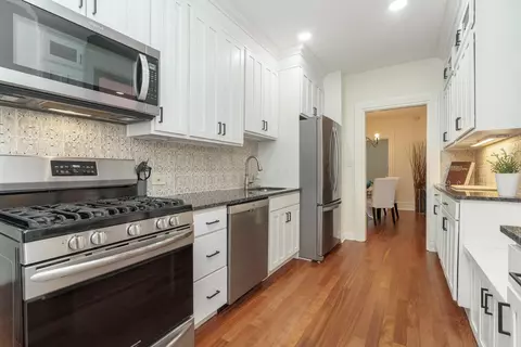 Kitchen - 183 E 1st Ave, Columbus, OH 43201 photo 3 of 5