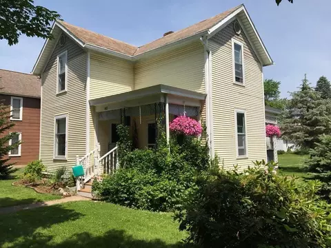 807 W Sugar St, Mount Vernon, OH 43050