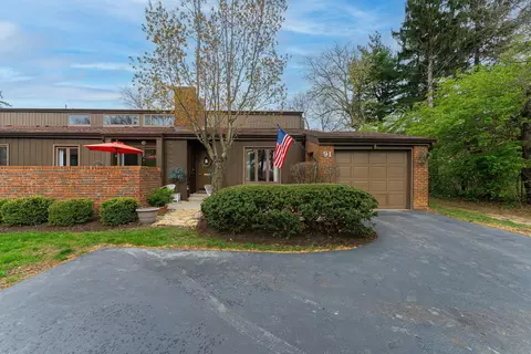 91 Glen Dr, Worthington, OH 43085