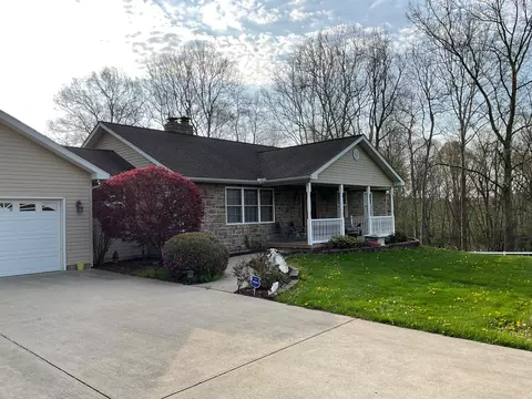 6135 Co Rd 113, New Lexington, OH 43764