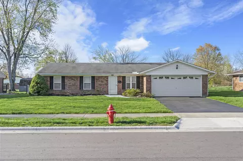 325 Brisbane Ave, Westerville, OH 43081
