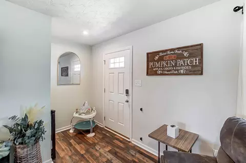Entry Way - 207 S Tuttle Rd, Springfield, OH 45505 photo 1 of 1