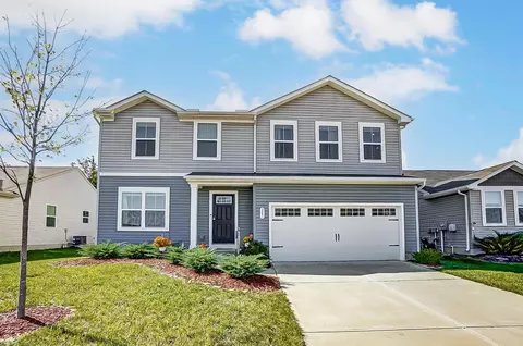 207 S Tuttle Rd, Springfield, OH 45505