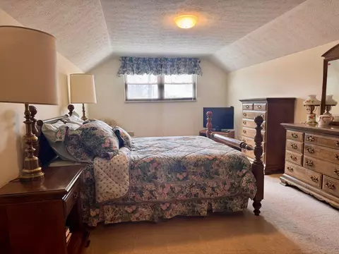 Bedroom - 5294 Torchwood Loop E, Columbus, OH 43229 photo 1 of 10