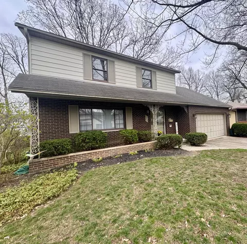 Exterior - 5294 Torchwood Loop E, Columbus, OH 43229 photo 3 of 13