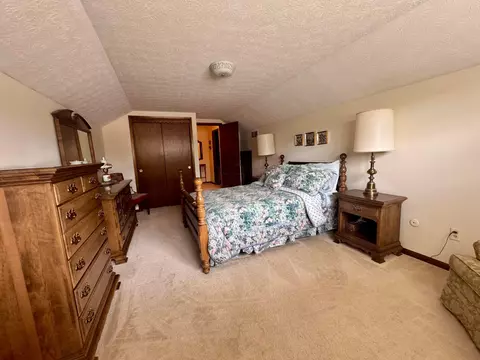 Bedroom - 5294 Torchwood Loop E, Columbus, OH 43229 photo 4 of 10
