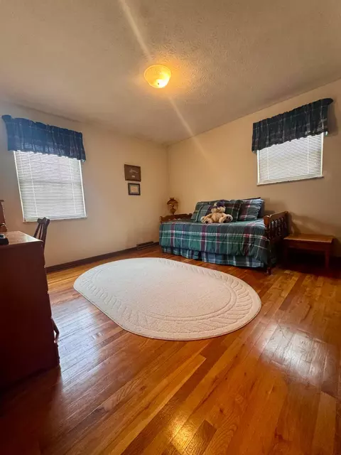 Bedroom - 5294 Torchwood Loop E, Columbus, OH 43229 photo 8 of 10