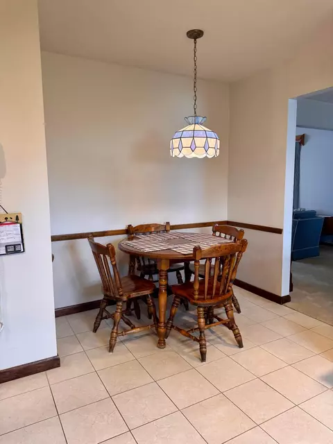 Dining - 5294 Torchwood Loop E, Columbus, OH 43229 photo 1 of 3