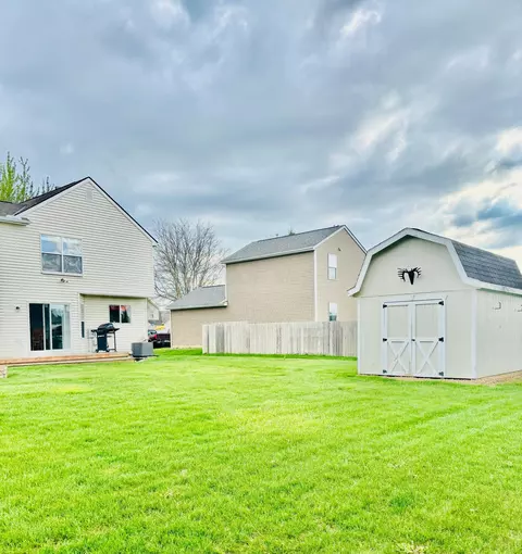 64 Brooksedge Dr E, Pataskala, OH 43062 photo 5